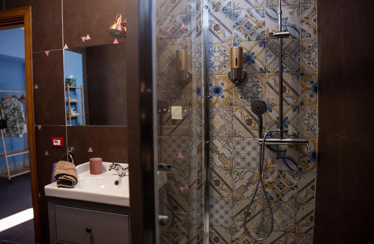 נאפולי Home&More B&B 3*,  איטליה
